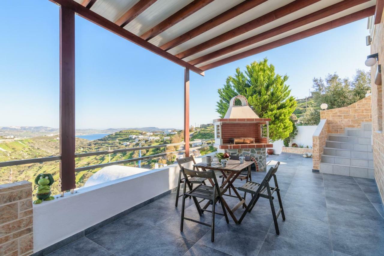 Sunny Deluxe Jacuzzi Appartement Peran Triovasalos Buitenkant foto